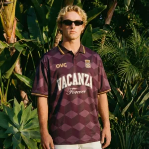 on vacation camiseta vacanza soccer jersey burgundy