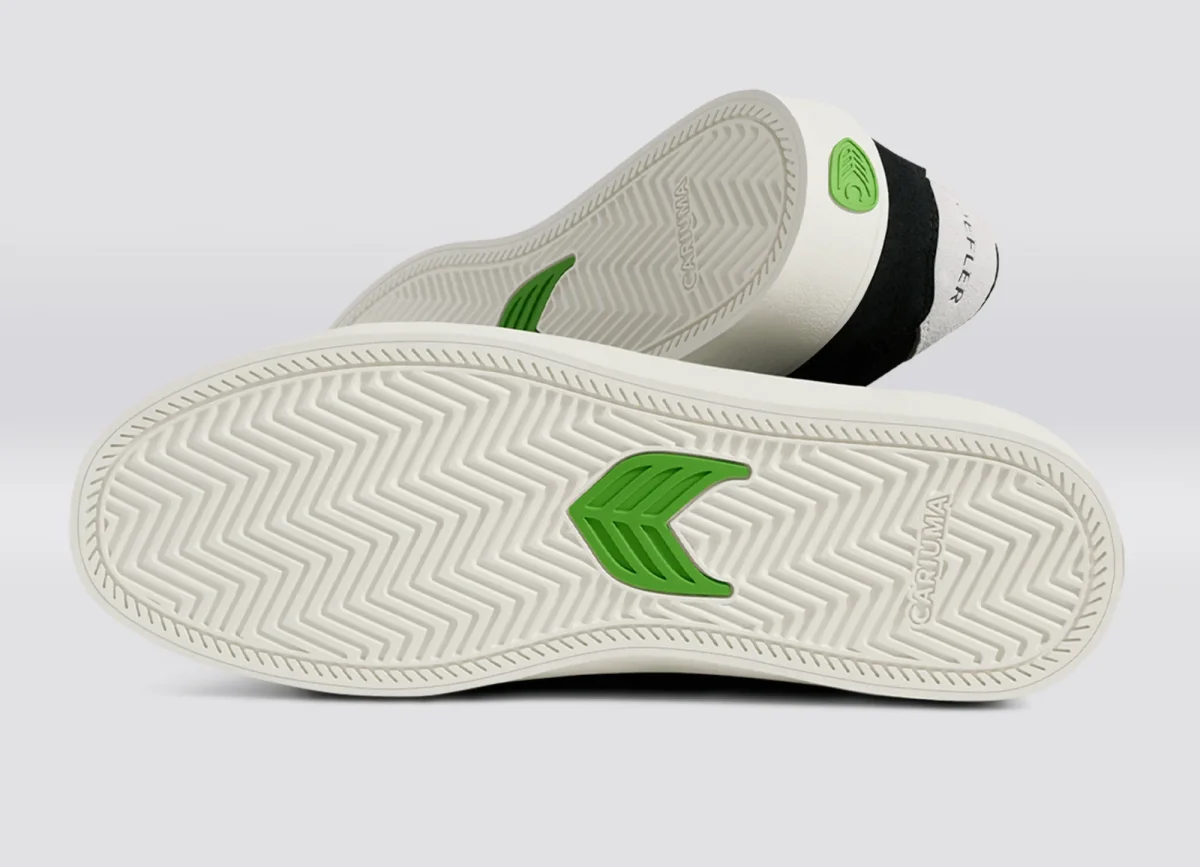 cariuma zapatilla t 20 pro black suede and mesh - Imagen 6