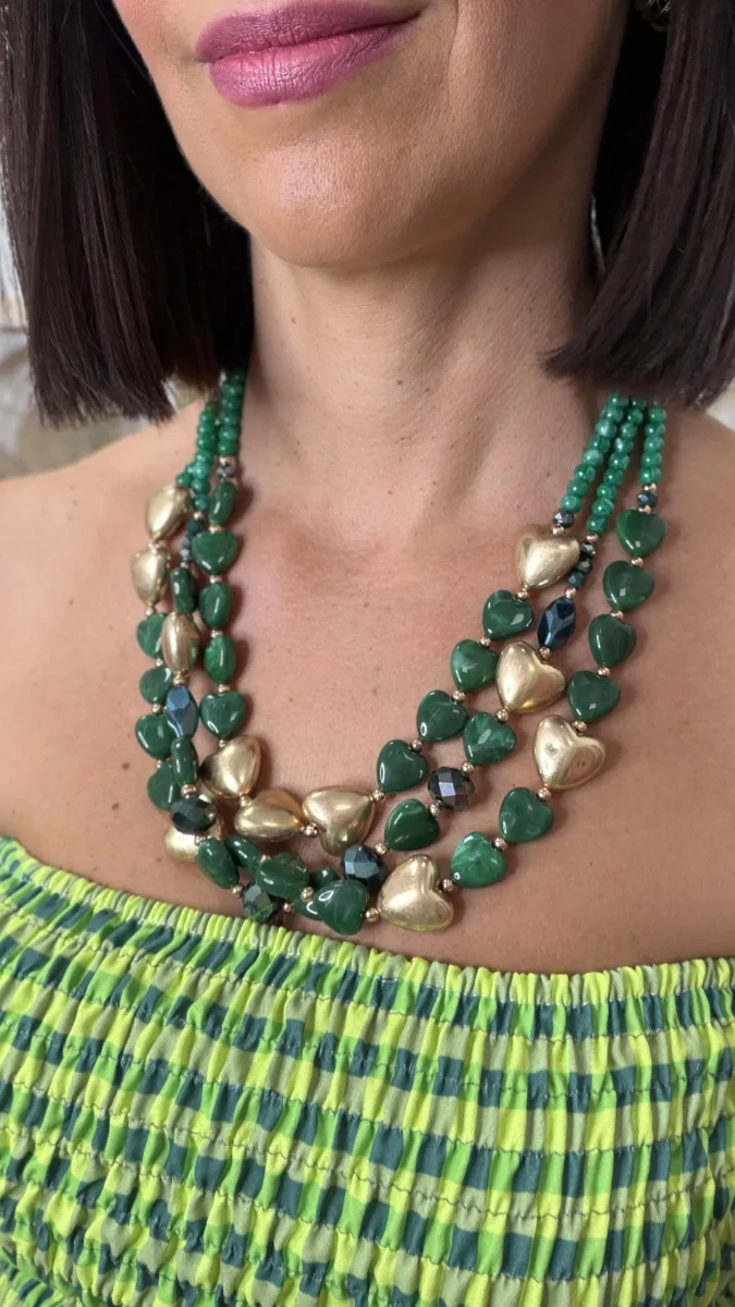 21. COLLAR