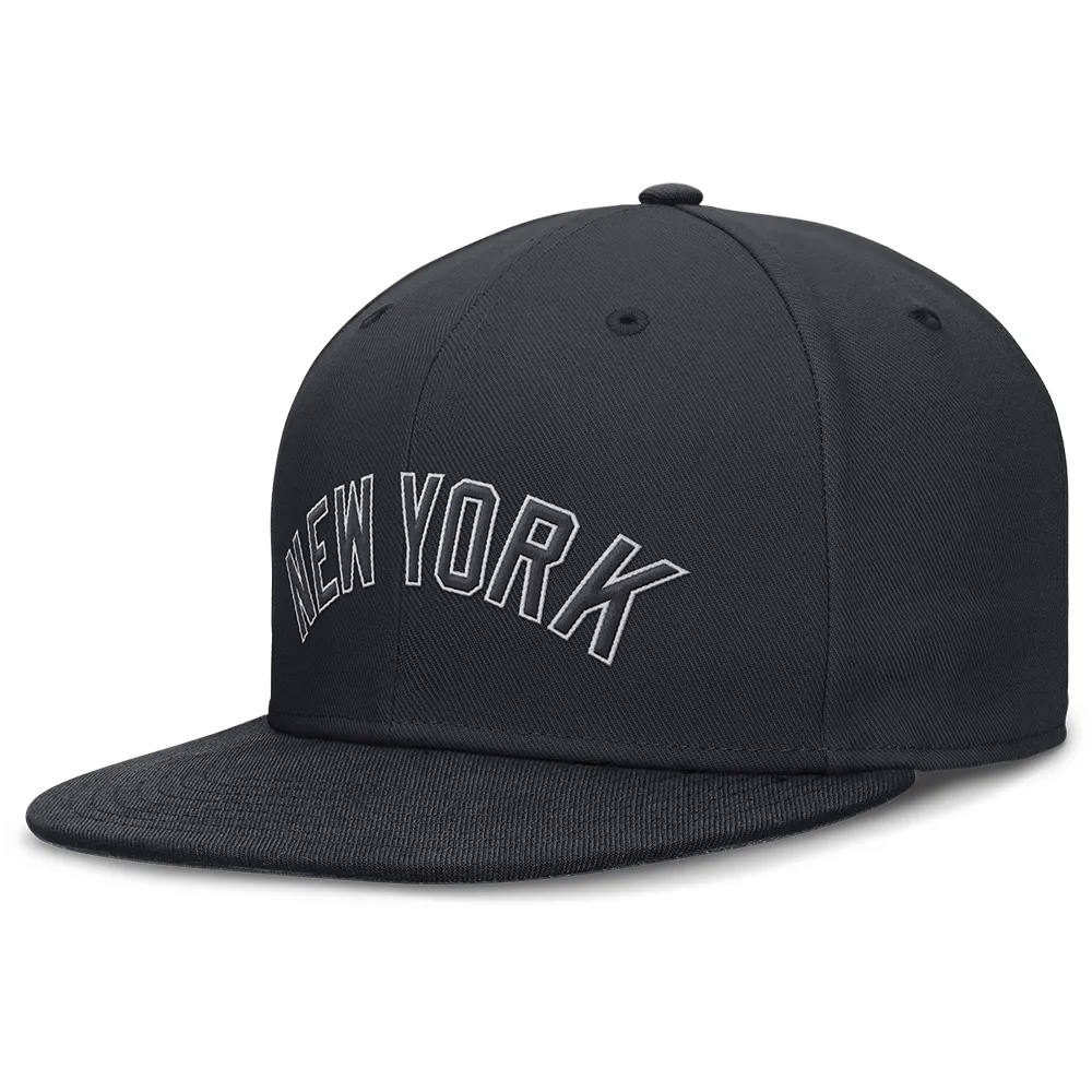 Nike Gorra MLB new york yankees Dri-Fit True Structured Round Bill Fitted
